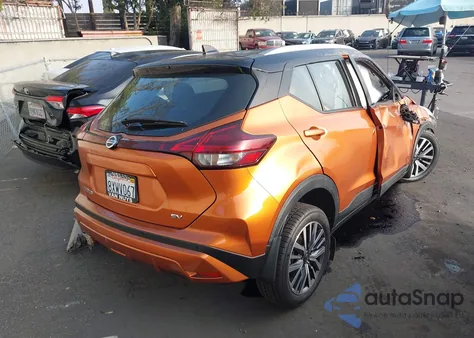 2021 Nissan Kicks Sv Xtronic Cvt из США, поврежденный, VIN 3N1CP5CV9ML515037